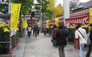 笠間稲荷神社入口の画像