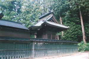 14三所神社の本殿