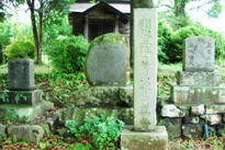 森家墓地内の碑