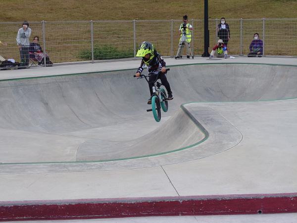 bmx2