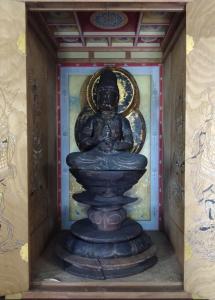 木造大日如来坐像（大日堂）