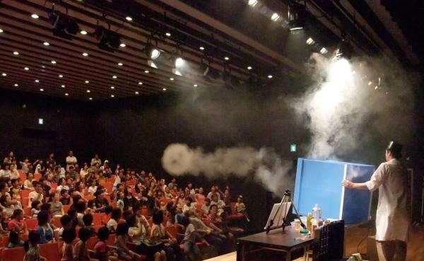 令和7年12月号_善ちゃんのエコサイエンスショー1