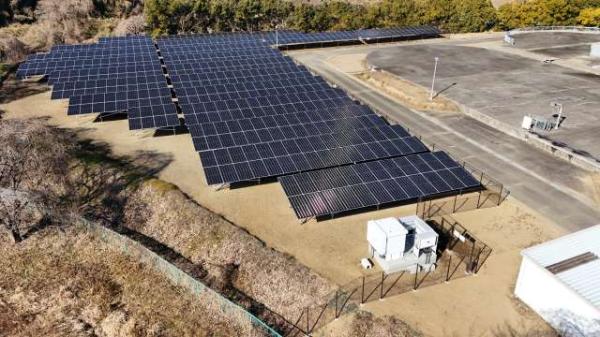 太陽光空撮写真