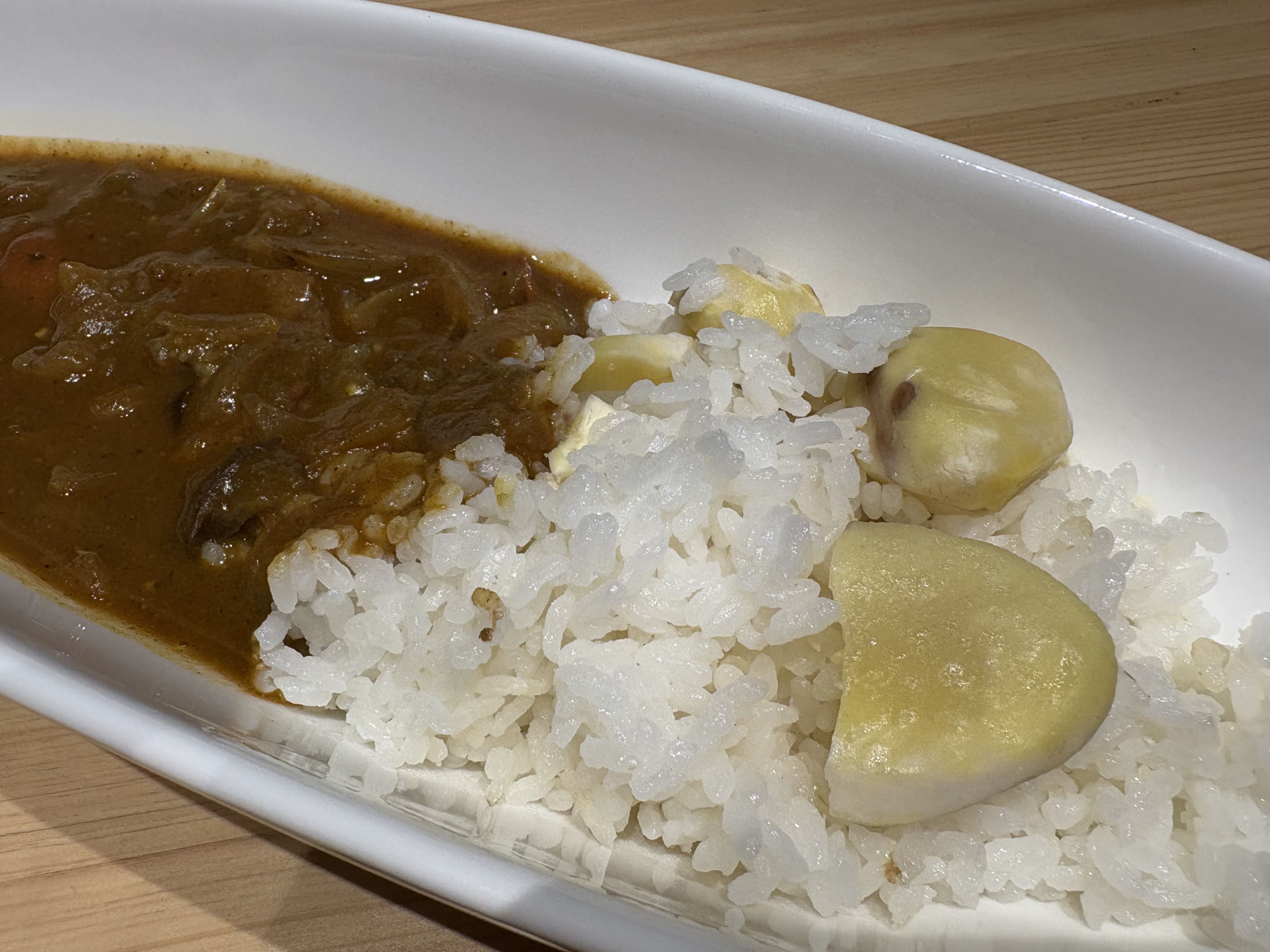 すし屋のまかない 常陸牛牛すじカレー(栗入り)