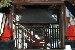 城山稲荷神社本殿