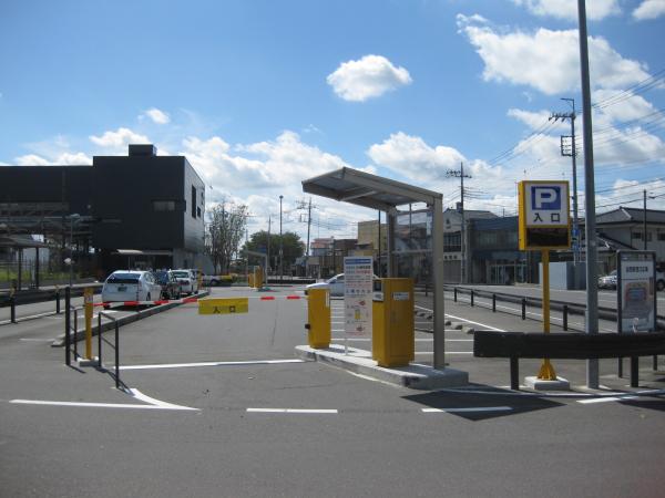 岩間駅西口駅前駐車場