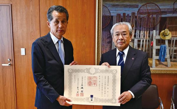 彫刻家 能島 征二さんが紺綬褒章を受章（9月24日）